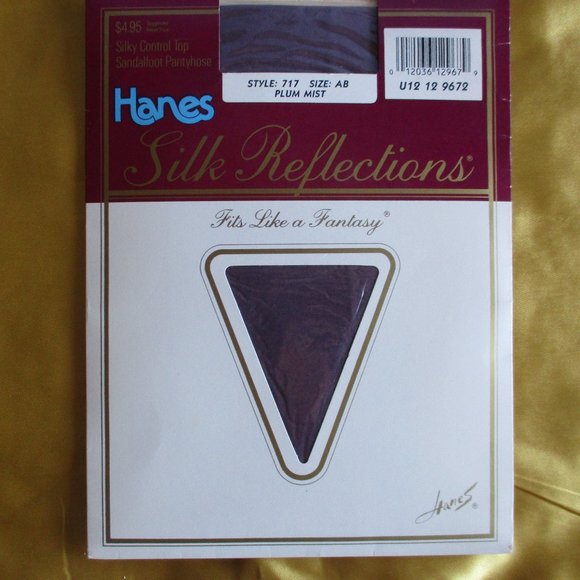 HANES SILK REFLECTIONS VINTAGE PANTYHOSE BUNDLE - 2 - Picture 3 of 8